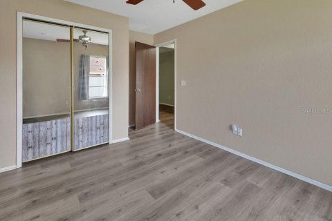 Villa ou maison à vendre à Deltona, Floride: 3 chambres, 134.89 m2 № 2217315 - photo 23