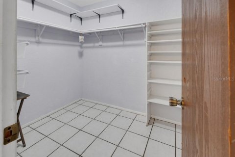 Villa ou maison à vendre à Deltona, Floride: 3 chambres, 134.89 m2 № 2217315 - photo 21