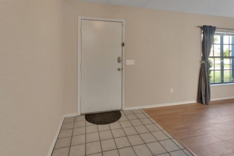 Villa ou maison à vendre à Deltona, Floride: 3 chambres, 134.89 m2 № 2217315 - photo 8