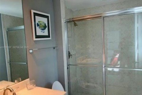 Снять в аренду кондоминиум в Норт-Майами, Флорида 3 спальни, 190.26м2, № 1990513 - фото 19