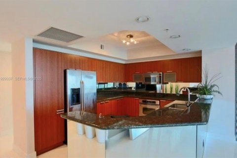 Снять в аренду кондоминиум в Норт-Майами, Флорида 3 спальни, 190.26м2, № 1990513 - фото 10