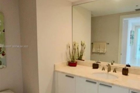 Снять в аренду кондоминиум в Норт-Майами, Флорида 3 спальни, 190.26м2, № 1990513 - фото 22