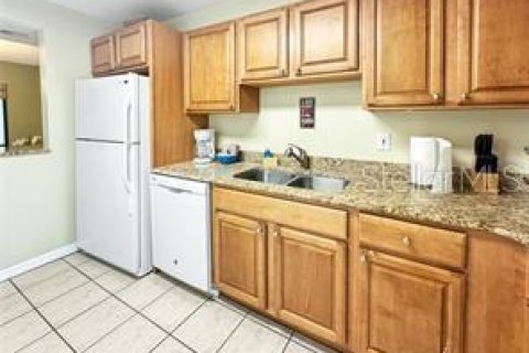 Condo in Saint Petersburg, Florida, 1 bedroom  № 2095334 - photo 6