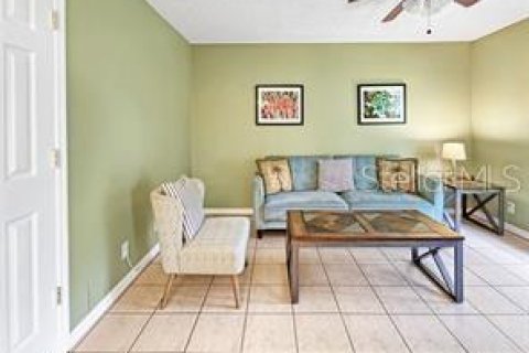 Condo in Saint Petersburg, Florida, 1 bedroom  № 2095334 - photo 12