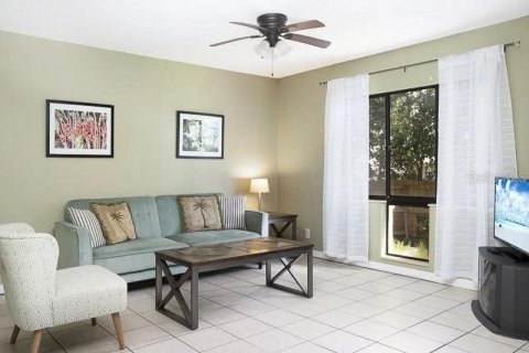 Condo in Saint Petersburg, Florida, 1 bedroom  № 2095334 - photo 14