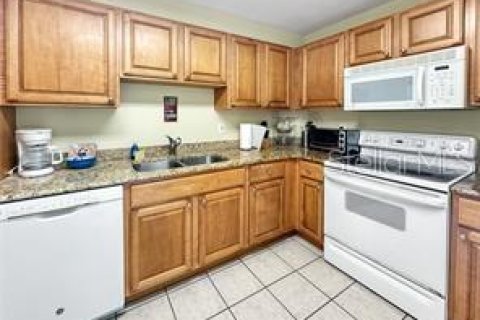Condo in Saint Petersburg, Florida, 1 bedroom  № 2095334 - photo 7