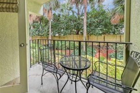 Condo in Saint Petersburg, Florida, 1 bedroom  № 2095334 - photo 21