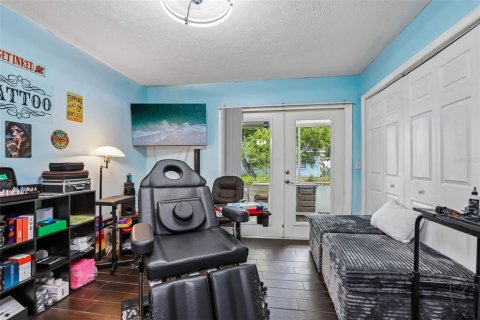 Adosado en venta en Tampa, Florida, 2 dormitorios, 93.18 m2 № 2214181 - foto 23