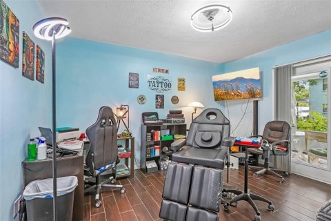 Adosado en venta en Tampa, Florida, 2 dormitorios, 93.18 m2 № 2214181 - foto 22