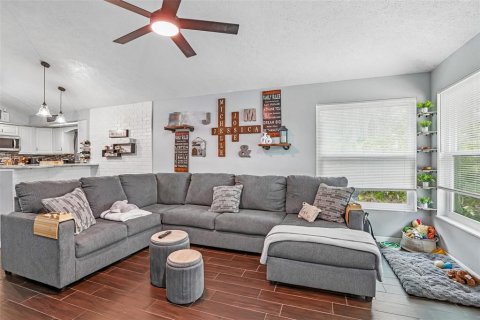 Adosado en venta en Tampa, Florida, 2 dormitorios, 93.18 m2 № 2214181 - foto 4