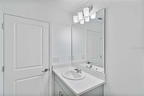 Townhouse in Edgewater, Florida 3 bedrooms, 127.55 sq.m. № 1614176 - photo 21