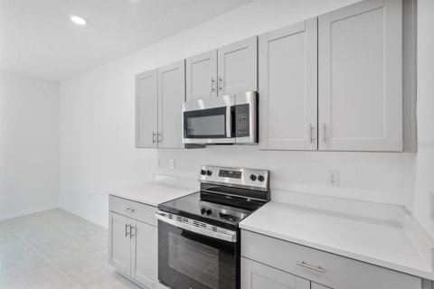 Townhouse in Edgewater, Florida 3 bedrooms, 127.55 sq.m. № 1614176 - photo 7
