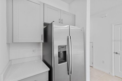 Townhouse in Edgewater, Florida 3 bedrooms, 127.55 sq.m. № 1614176 - photo 9