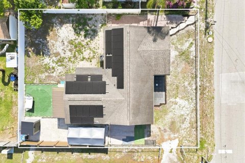 House in Tampa, Florida 3 bedrooms, 172.61 sq.m. № 2229675 - photo 10