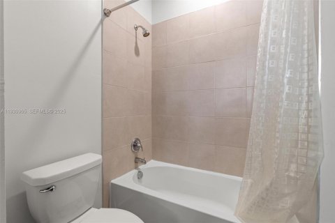 Villa ou maison à vendre à Loxahatchee Groves, Floride: 6 chambres, 312.24 m2 № 2034415 - photo 30