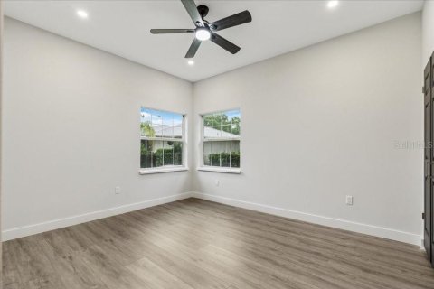 Casa en venta en Palm Coast, Florida, 4 dormitorios, 192.12 m2 № 1736545 - foto 29