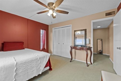Condominio en venta en Winter Haven, Florida, 3 dormitorios, 113.9 m2 № 1733443 - foto 17