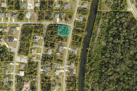 Terreno en venta en North Port, Florida № 2233119 - foto 3