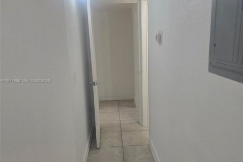 Appartement à louer à Hollywood, Floride: 1 chambre № 2001203 - photo 6