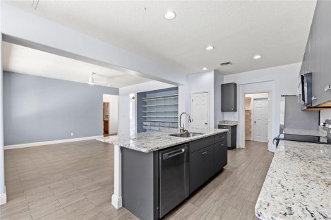 Casa en venta en Clermont, Florida, 6 dormitorios, 293.39 m2 № 2236176 - foto 5