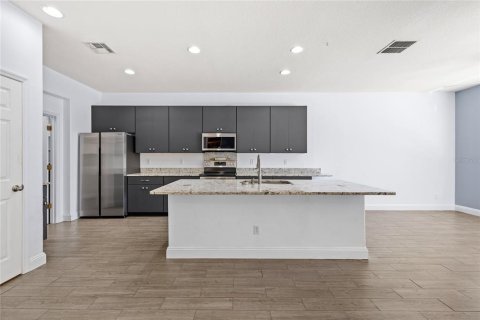 Casa en venta en Clermont, Florida, 6 dormitorios, 293.39 m2 № 2236176 - foto 19