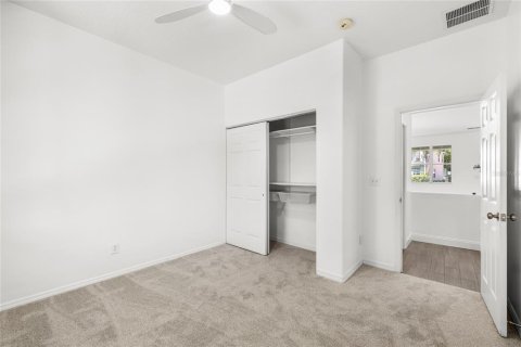 Casa en venta en Clermont, Florida, 6 dormitorios, 293.39 m2 № 2236176 - foto 25
