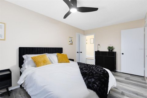 Commercial property in Orlando, Florida 5 bedrooms, 229.65 sq.m. № 2091714 - photo 5