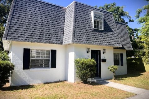 Commercial property in Orlando, Florida 5 bedrooms, 229.65 sq.m. № 2091714 - photo 22