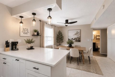 Commercial property in Orlando, Florida 5 bedrooms, 229.65 sq.m. № 2091714 - photo 21