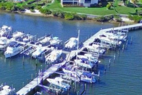 Купить виллу или дом в Норт-Палм-Бич, Флорида 6 комнат, 171.03м2, № 2250074 - фото 18