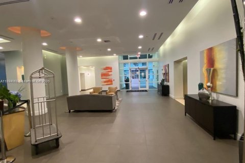 Condominio en venta en Miami, Florida, 1 dormitorio, 87.51 m2 № 1813915 - foto 21