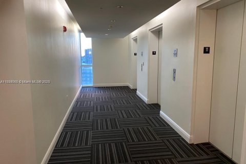 Condominio en venta en Miami, Florida, 1 dormitorio, 87.51 m2 № 1813915 - foto 24