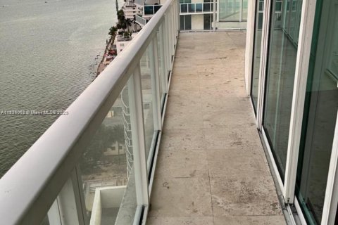 Condominio en venta en Miami, Florida, 1 dormitorio, 87.51 m2 № 1813915 - foto 15