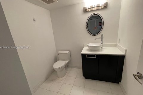 Condominio en venta en Miami, Florida, 1 dormitorio, 87.51 m2 № 1813915 - foto 9