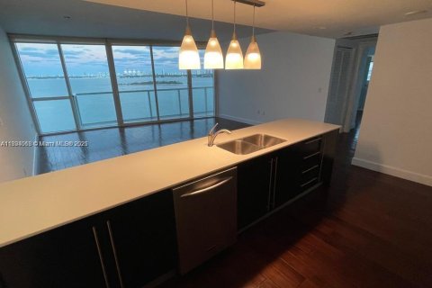 Condominio en venta en Miami, Florida, 1 dormitorio, 87.51 m2 № 1813915 - foto 2