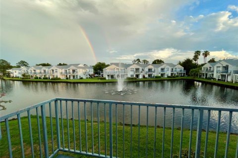 Condo in Orlando, Florida, 2 bedrooms  № 1911574 - photo 22