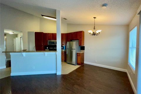 Condo in Orlando, Florida, 2 bedrooms  № 1911574 - photo 6