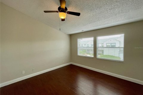 Condo in Orlando, Florida, 2 bedrooms  № 1911574 - photo 12