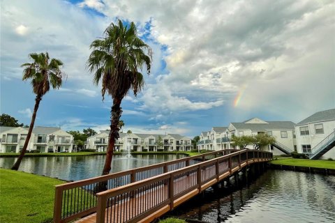 Condo in Orlando, Florida, 2 bedrooms  № 1911574 - photo 21