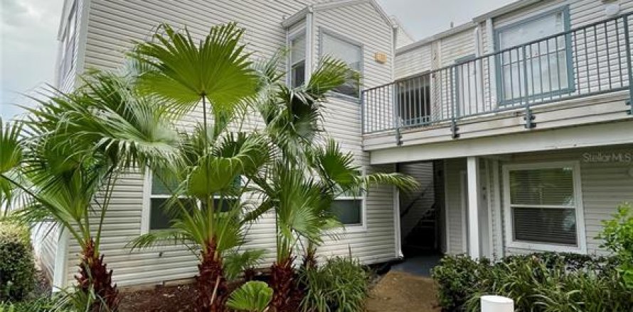 Condominio en Orlando, Florida, 2 dormitorios № 1911574