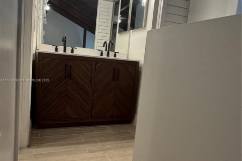 Touwnhouse à louer à Davie, Floride: 2 chambres, 118.54 m2 № 1709373 - photo 12