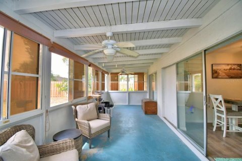 Купить виллу или дом в Порт-Шарлотт, Флорида 7 комнат, 106.65м2, № 1772001 - фото 24