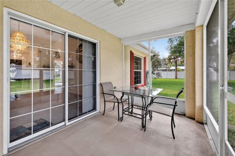 House in Zephyrhills, Florida 3 bedrooms, 114.73 sq.m. № 1869384 - photo 24