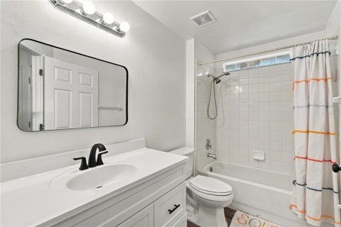 House in Riverview, Florida 4 bedrooms, 124.58 sq.m. № 2434953 - photo 10