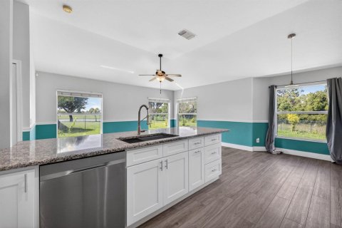 Villa ou maison à vendre à Port St. Lucie, Floride: 3 chambres, 144.09 m2 № 2087442 - photo 9