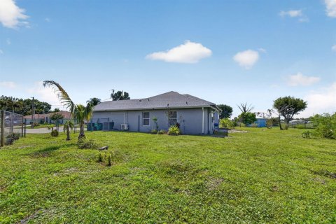 Villa ou maison à vendre à Port St. Lucie, Floride: 3 chambres, 144.09 m2 № 2087442 - photo 21