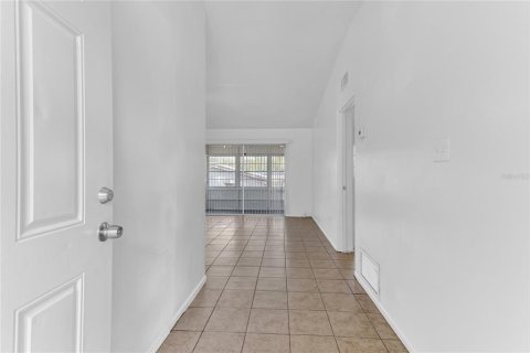 Villa ou maison à vendre à Orlando, Floride: 3 chambres, 113.62 m2 № 1598357 - photo 5