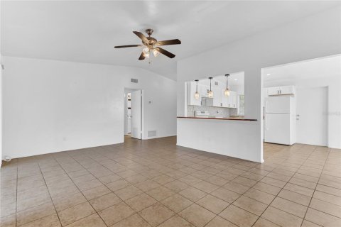 Villa ou maison à vendre à Orlando, Floride: 3 chambres, 113.62 m2 № 1598357 - photo 7