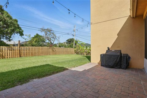 Снять в аренду виллу или дом в Порт-Сент-Луси, Флорида 5 спален, 260.22м2, № 1920153 - фото 30