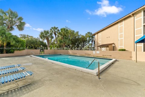 Снять в аренду кондоминиум в Корал-Спрингс, Флорида 2 спальни, 112.41м2, № 2023710 - фото 26